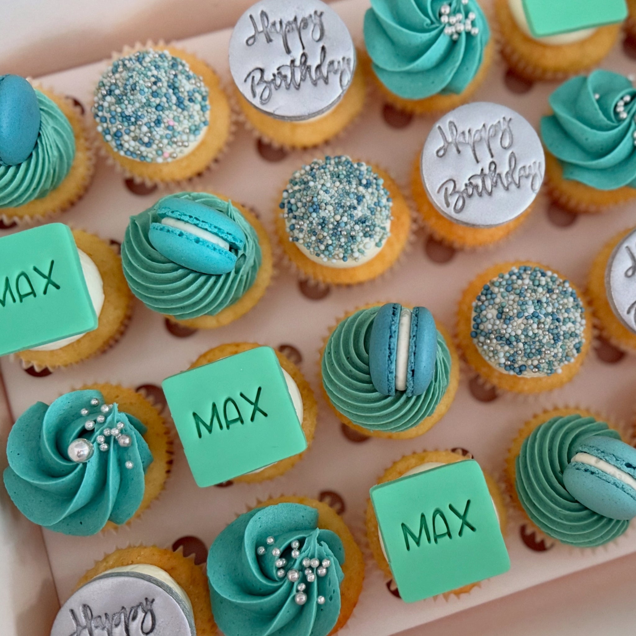 BB Signature Cupcakes - Mini