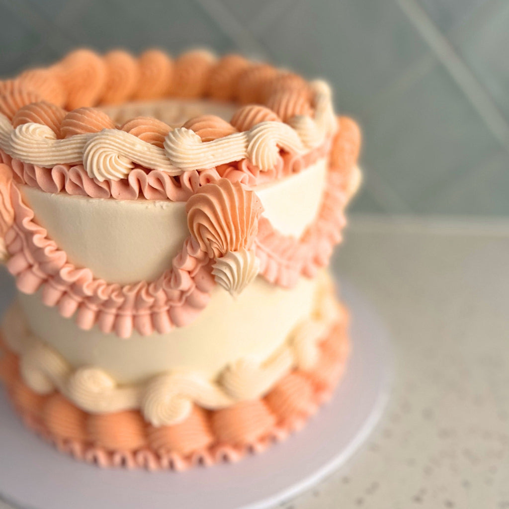 Signature Vintage Cake